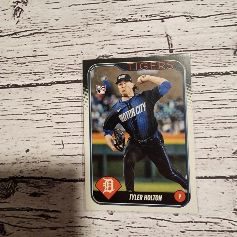 Tyler Holton rc 2024 Topps Update Series #US33 Detroit Tigers vintage stock /99 - Picture 1 of 3